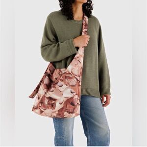 BAGGU large nylon sling ballet point shoe dance bag